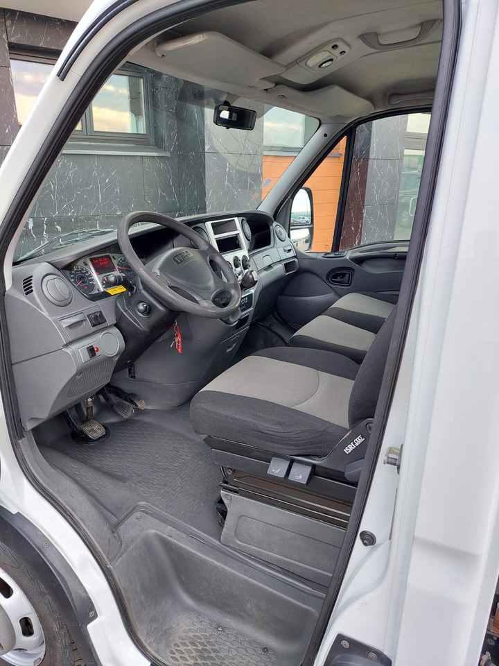 Iveco 35C11 - LKW mit Arbeitsbühne: das Bild 5 Iveco 35C11 - LKW mit Arbeitsbühne: das Bild 5