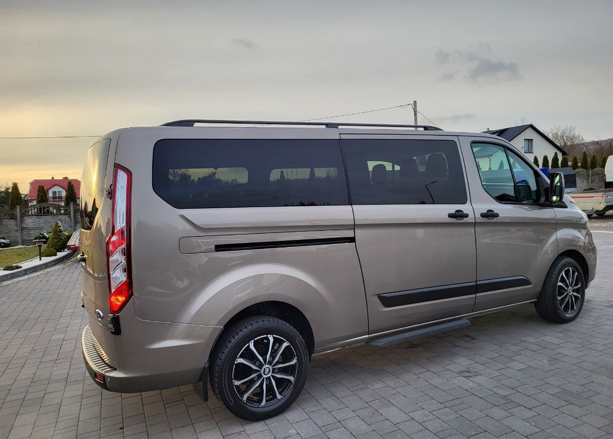 Ford Transit Custom 9-Osobowy Bezwypadkowy Serwisowany Salo Polska L2 H1 - Kleinbus, Personentransporter: das Bild 3 Ford Transit Custom 9-Osobowy Bezwypadkowy Serwisowany Salo Polska L2 H1 - Kleinbus, Personentransporter: das Bild 3
