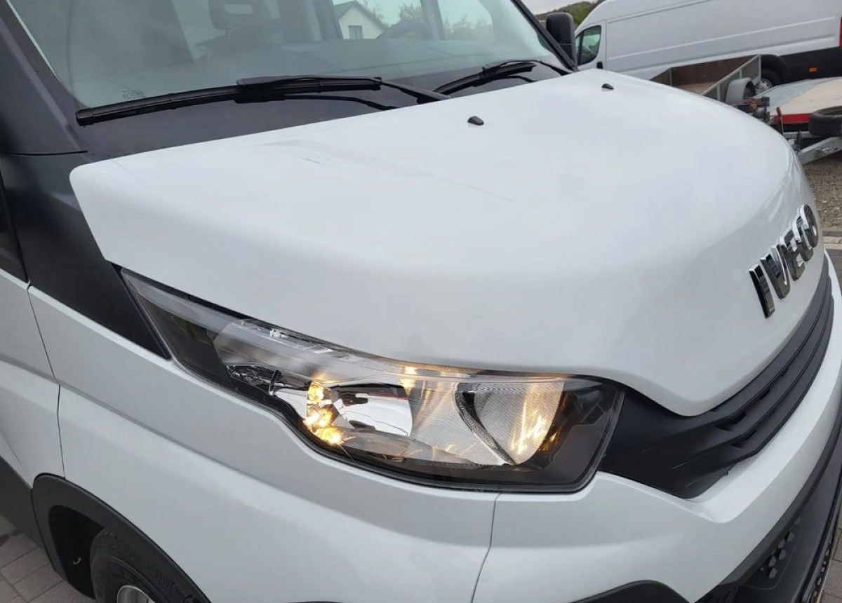 Transporter mit Doppelkabine Iveco Daily Max 7 -osobowe: das Bild 11