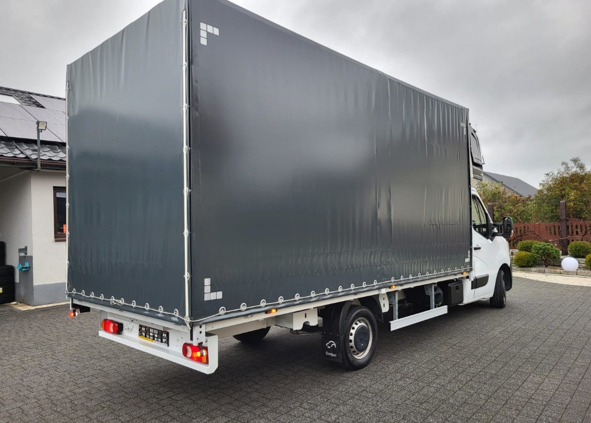 Renault Master 10 europalet Salon Polska - Planen Transporter: das Bild 4 Renault Master 10 europalet Salon Polska - Planen Transporter: das Bild 4