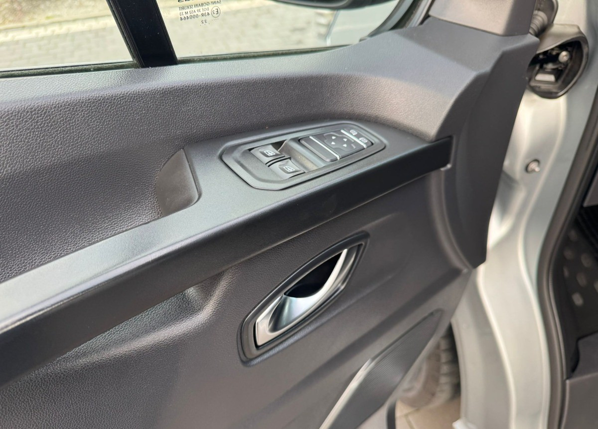 Leasing für Renault Trafic 2.0 150 ps. Bezwypadkowy Salonowy Serwisowany Renault Trafic 2.0 150 ps. Bezwypadkowy Salonowy Serwisowany: das Bild 18 Leasing für Renault Trafic 2.0 150 ps. Bezwypadkowy Salonowy Serwisowany Renault Trafic 2.0 150 ps. Bezwypadkowy Salonowy Serwisowany: das Bild 18