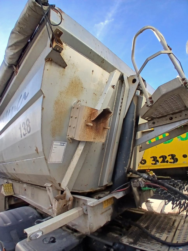 MENCI - Kipper Auflieger: das Bild 5 MENCI - Kipper Auflieger: das Bild 5