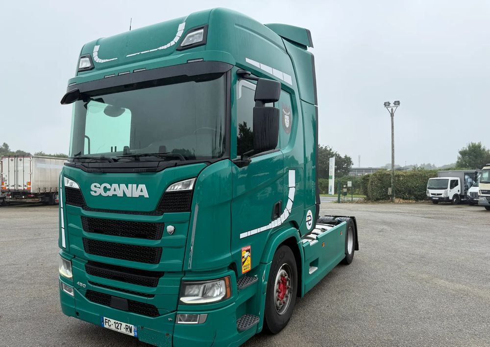 Scania R450 - Sattelzugmaschine: das Bild 1 Scania R450 - Sattelzugmaschine: das Bild 1