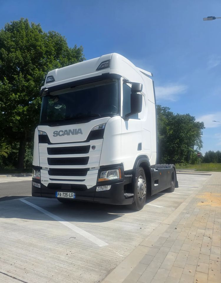 Scania R450 - Sattelzugmaschine: das Bild 4 Scania R450 - Sattelzugmaschine: das Bild 4