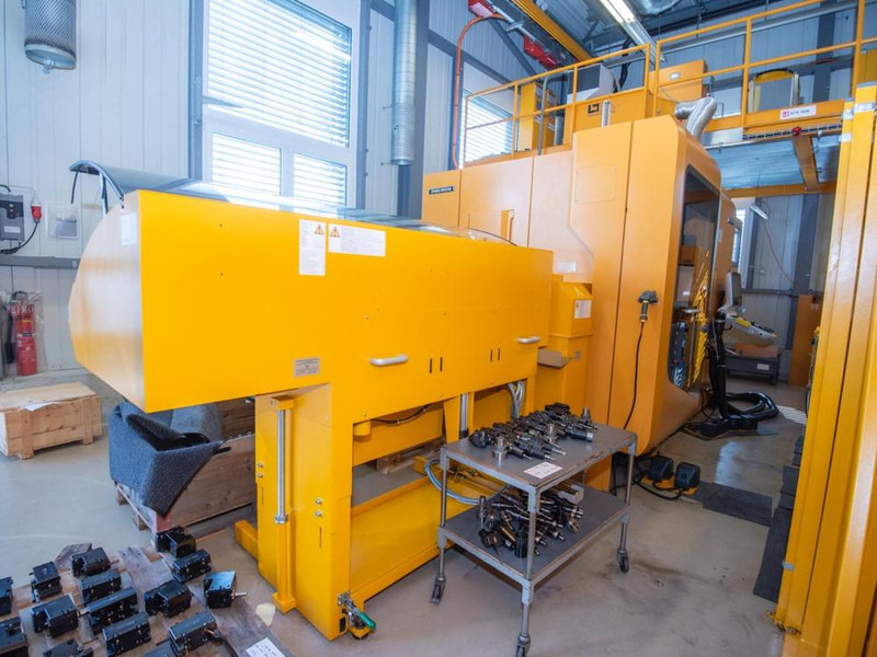 DMG Mori NTX 1000 - Metallbearbeitungsmaschine: das Bild 4 DMG Mori NTX 1000 - Metallbearbeitungsmaschine: das Bild 4