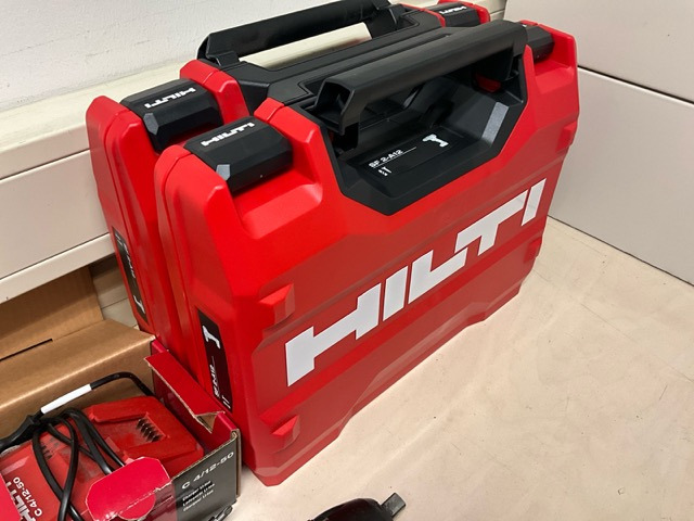 Hilti - Metallbearbeitungsmaschine: das Bild 5 Hilti - Metallbearbeitungsmaschine: das Bild 5