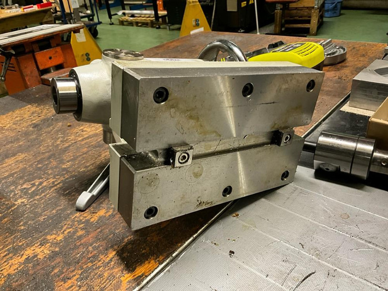 Onbekend - Metallbearbeitungsmaschine: das Bild 5 Onbekend - Metallbearbeitungsmaschine: das Bild 5