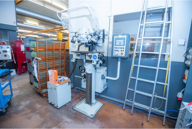 Technika TSM5100 - Metallbearbeitungsmaschine: das Bild 2 Technika TSM5100 - Metallbearbeitungsmaschine: das Bild 2