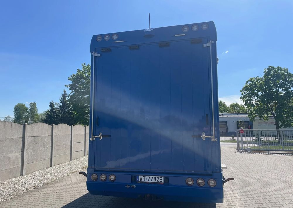 MAN TGL 12.250/ KONIOWÓZ- ROELOFSEN/ 4 KONIE/ - Pferdetransporter: das Bild 5 MAN TGL 12.250/ KONIOWÓZ- ROELOFSEN/ 4 KONIE/ - Pferdetransporter: das Bild 5