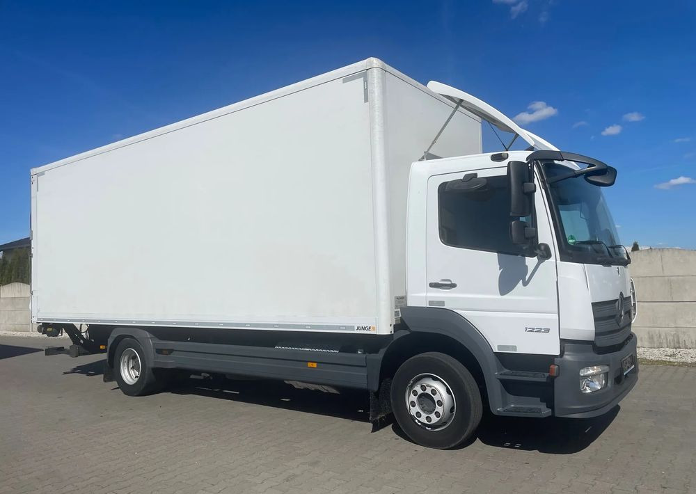 Mercedes-Benz ATEGO 1223 - Koffer LKW: das Bild 3 Mercedes-Benz ATEGO 1223 - Koffer LKW: das Bild 3