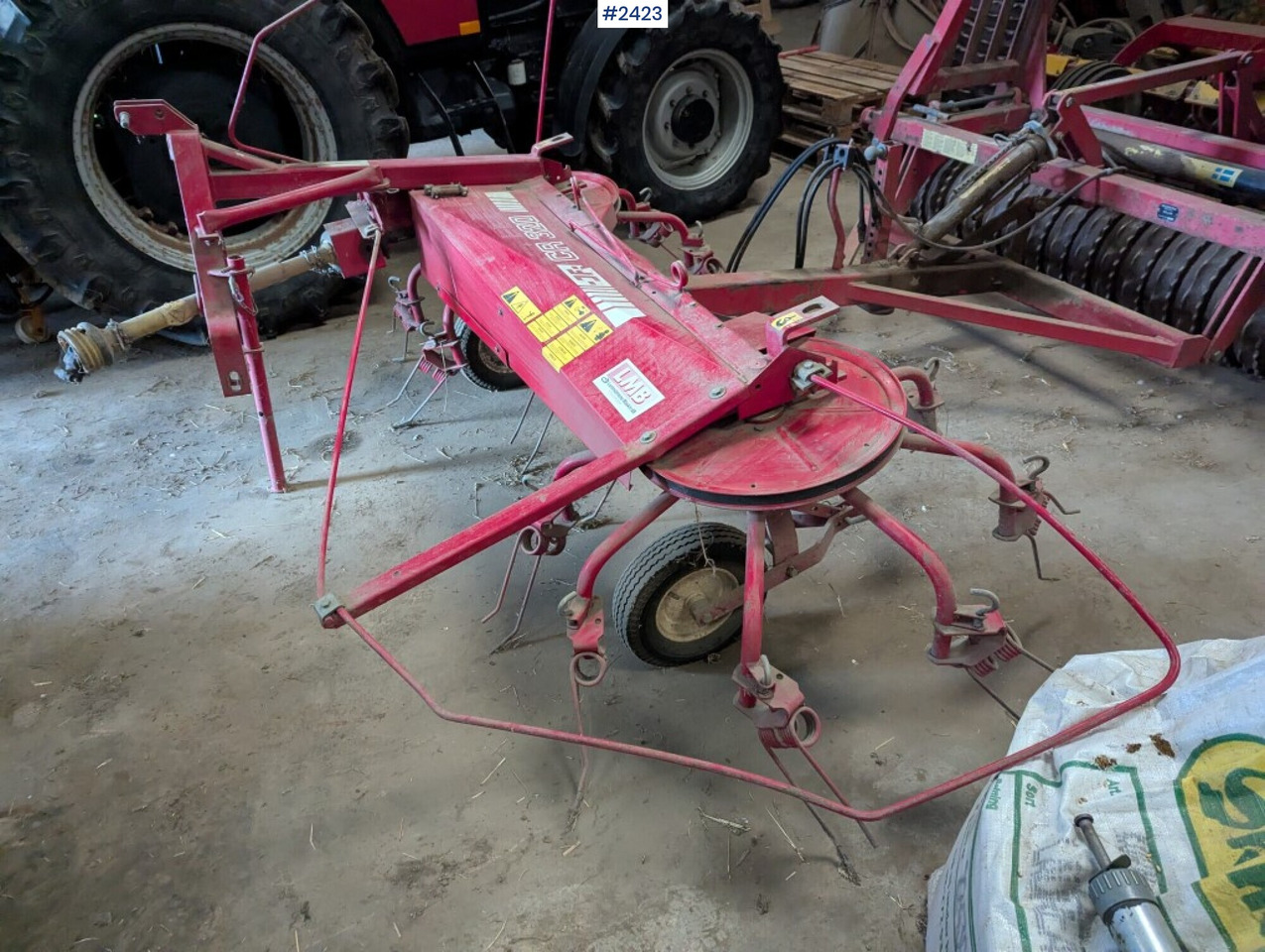 Tedder JF CR 320 - Grünlandtechnik: das Bild 2 Tedder JF CR 320 - Grünlandtechnik: das Bild 2