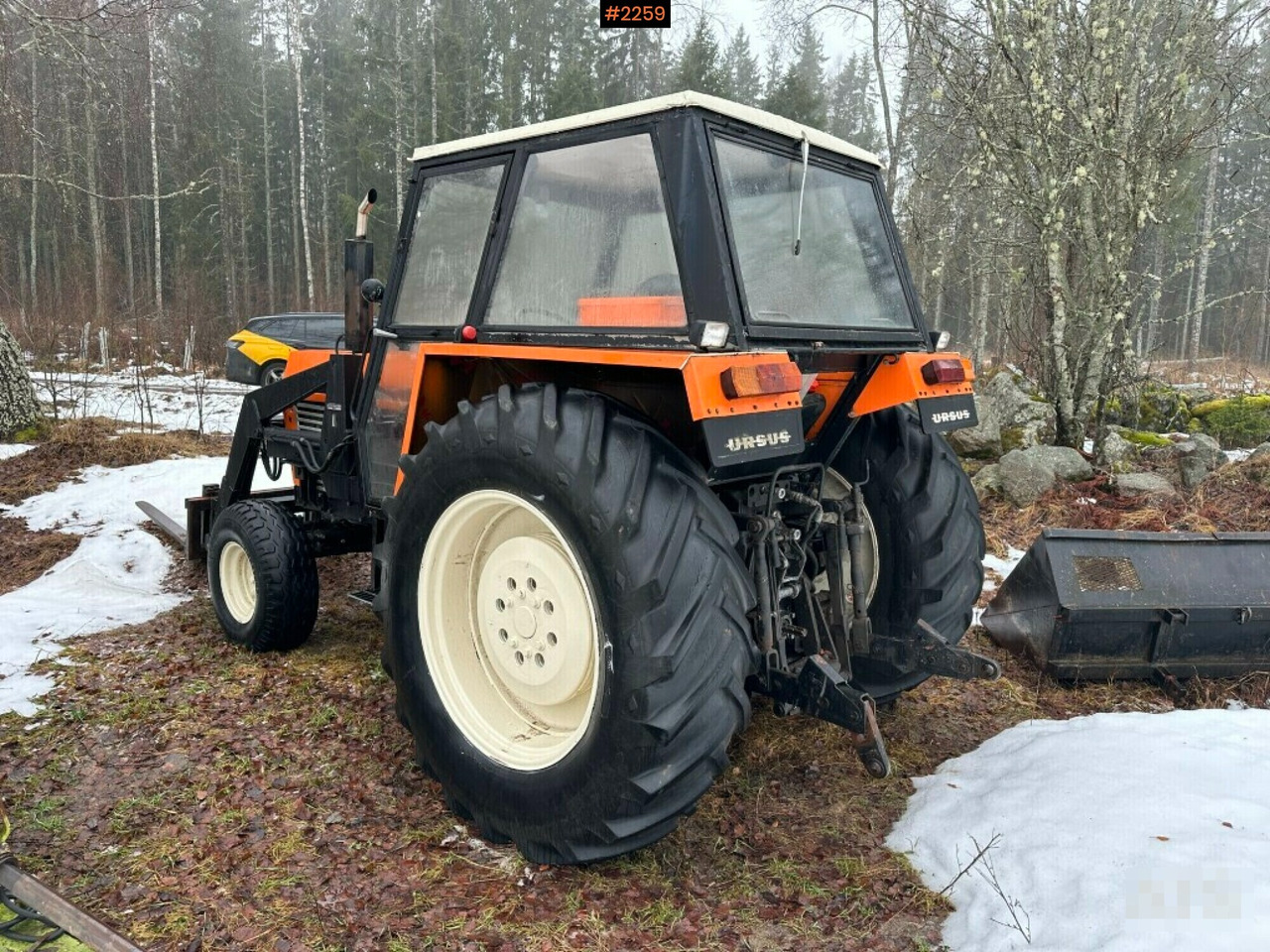 Tractor Ursus C385 Deluxe! with loader and implements - Traktor: das Bild 3 Tractor Ursus C385 Deluxe! with loader and implements - Traktor: das Bild 3