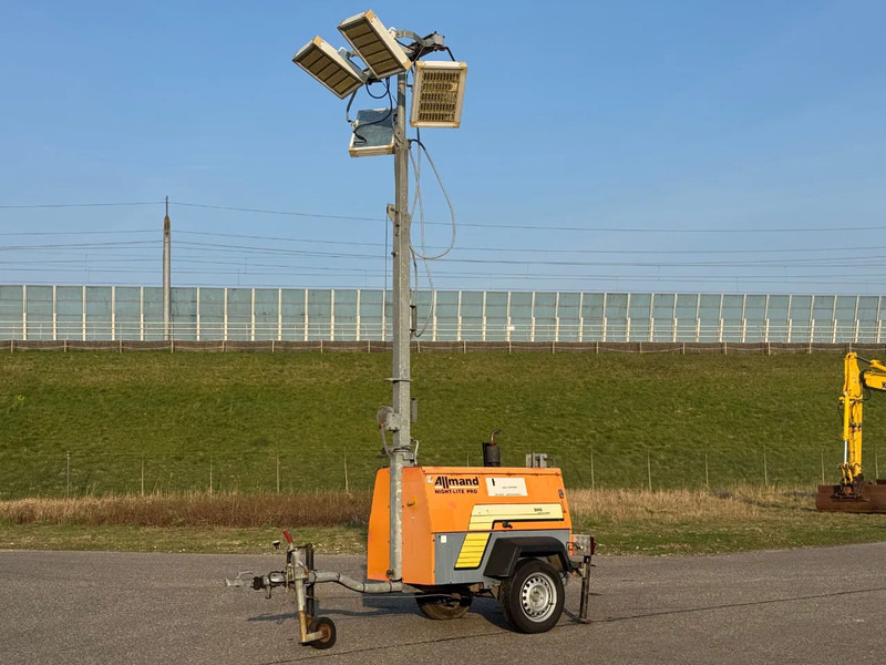 Doosan Allmand Night-Light Pro mobiele lichtmast LED - Lichtmasten: das Bild 1 Doosan Allmand Night-Light Pro mobiele lichtmast LED - Lichtmasten: das Bild 1