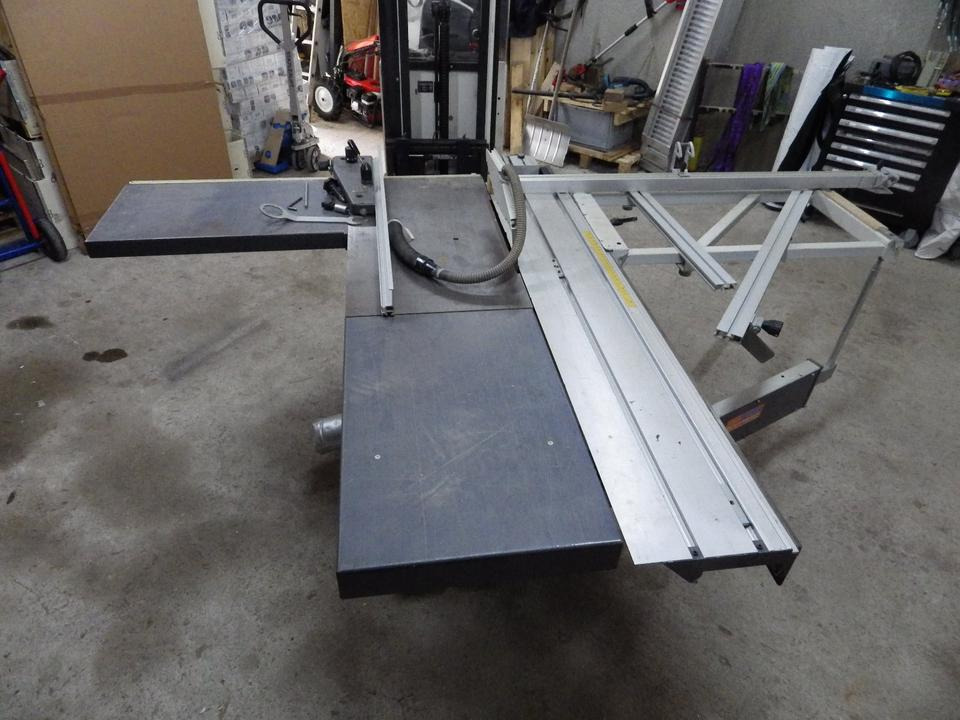 2 x Formatkreissäge mit Vorritzer Altendorf F90 und ROBLAND E300 - Holzbearbeitungsmaschine: das Bild 4 2 x Formatkreissäge mit Vorritzer Altendorf F90 und ROBLAND E300 - Holzbearbeitungsmaschine: das Bild 4