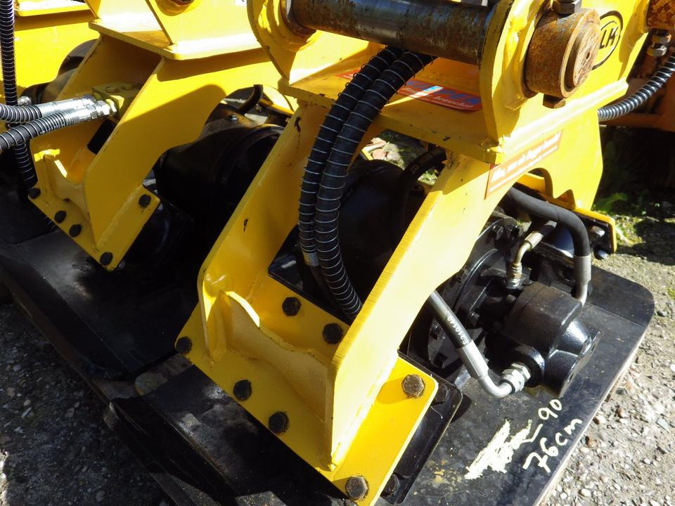 Anbauverdichter BLK4 Hydro-Rüttelplatte MS03 (netto 2600,00) - Rüttelplatte, Anbauteil: das Bild 4 Anbauverdichter BLK4 Hydro-Rüttelplatte MS03 (netto 2600,00) - Rüttelplatte, Anbauteil: das Bild 4