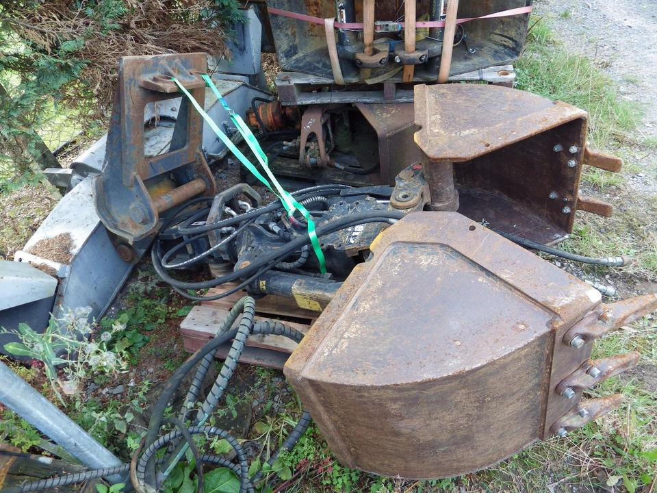 Greifer Kinshofer C18 60 mit Lehnhoff MS10 - Zweischalengreifer für Baumaschine: das Bild 2 Greifer Kinshofer C18 60 mit Lehnhoff MS10 - Zweischalengreifer für Baumaschine: das Bild 2