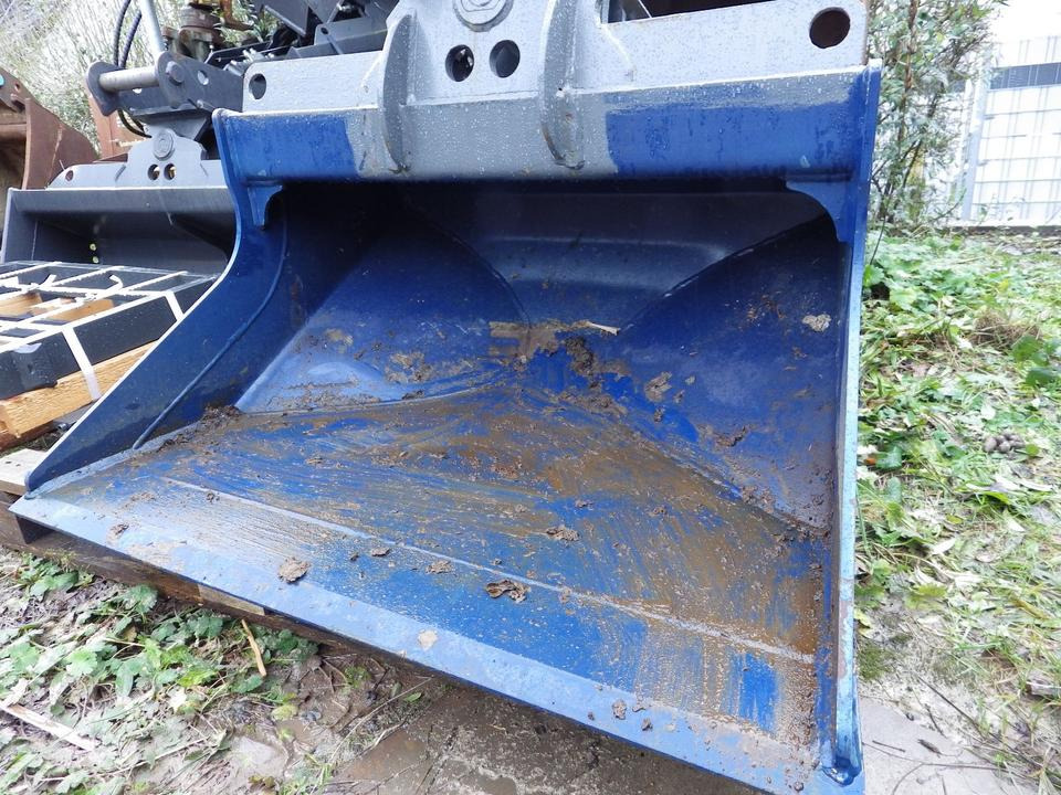 Planierlöffel 1200 mm hydr. schwenkbar MS08 (netto 3300,00) - Baggerschaufel für Baumaschine: das Bild 4 Planierlöffel 1200 mm hydr. schwenkbar MS08 (netto 3300,00) - Baggerschaufel für Baumaschine: das Bild 4