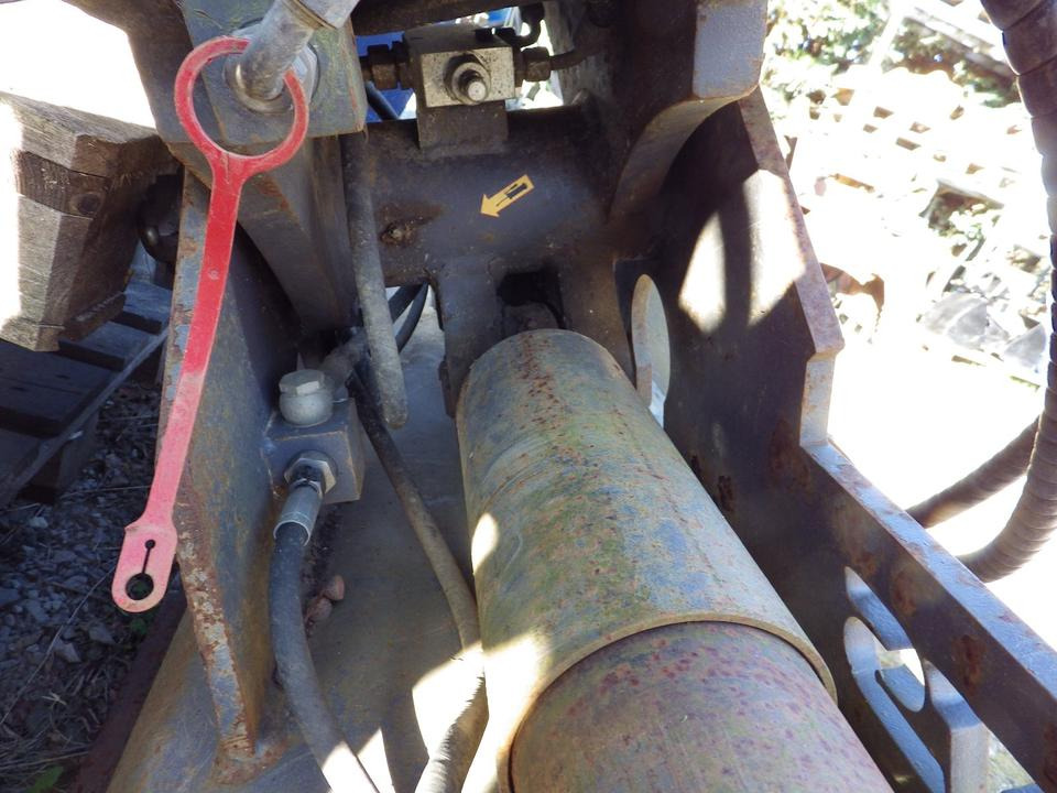 Schwenkbarer Grabenräumlöffel 1800 mm MS10 Bj 2022 - Baggerschaufel für Baumaschine: das Bild 3 Schwenkbarer Grabenräumlöffel 1800 mm MS10 Bj 2022 - Baggerschaufel für Baumaschine: das Bild 3