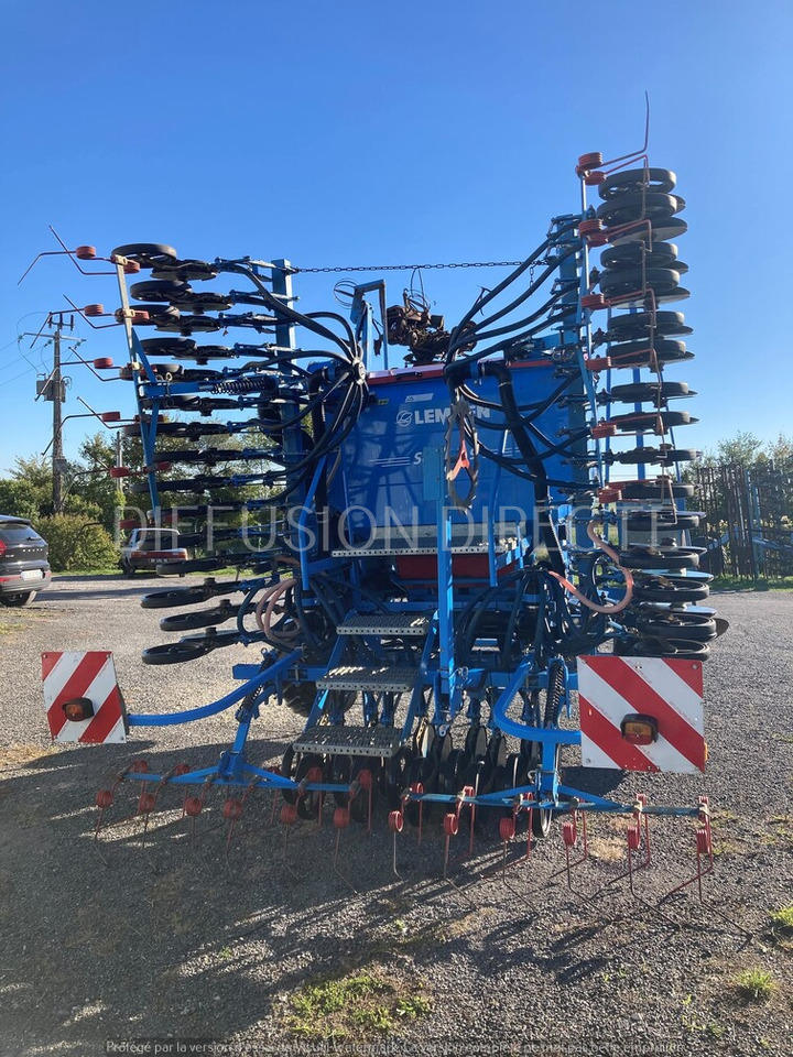 LEMKEN SEMOIR EN LIGNE SOLITAIR 9 - Sämaschine: das Bild 2 LEMKEN SEMOIR EN LIGNE SOLITAIR 9 - Sämaschine: das Bild 2
