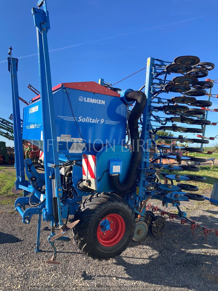 LEMKEN SEMOIR EN LIGNE SOLITAIR 9 - Sämaschine: das Bild 3 LEMKEN SEMOIR EN LIGNE SOLITAIR 9 - Sämaschine: das Bild 3
