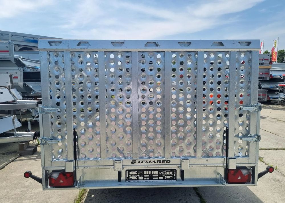 TEMARED UNIVERSAL 5121/3 3.5T R10C SKLEJKA - Baumaschinenanhänger: das Bild 4 TEMARED UNIVERSAL 5121/3 3.5T R10C SKLEJKA - Baumaschinenanhänger: das Bild 4