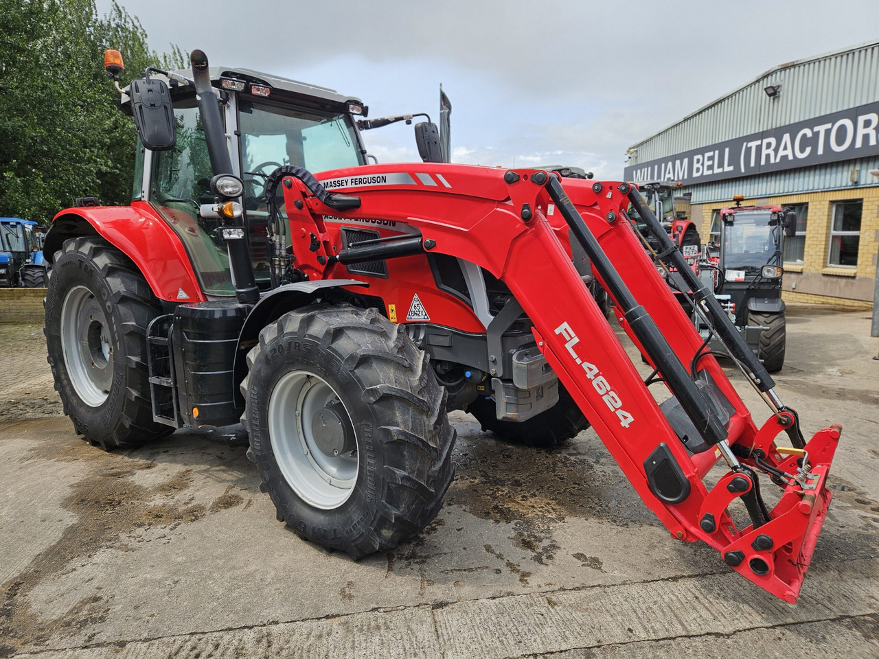 2022 MF 7S.180 C/w front loader - Traktor: das Bild 1 2022 MF 7S.180 C/w front loader - Traktor: das Bild 1