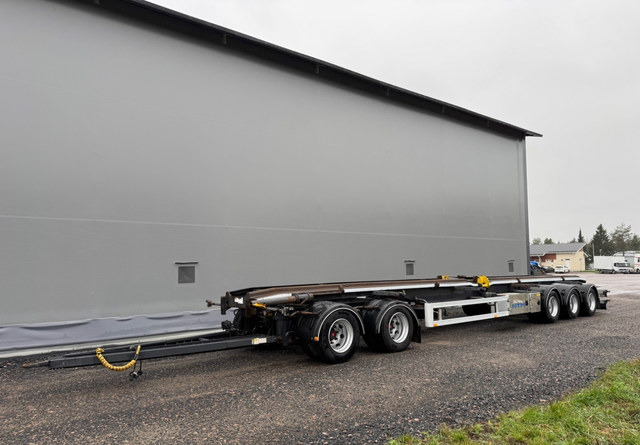 NTMVaihtolavaperävaunu - Abrollanhänger/ Absetzanhänger: das Bild 1 NTMVaihtolavaperävaunu - Abrollanhänger/ Absetzanhänger: das Bild 1