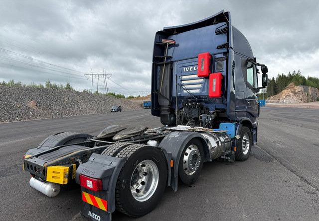 IvecoStralis 460 LNG / LBG - Sattelzugmaschine: das Bild 5 IvecoStralis 460 LNG / LBG - Sattelzugmaschine: das Bild 5