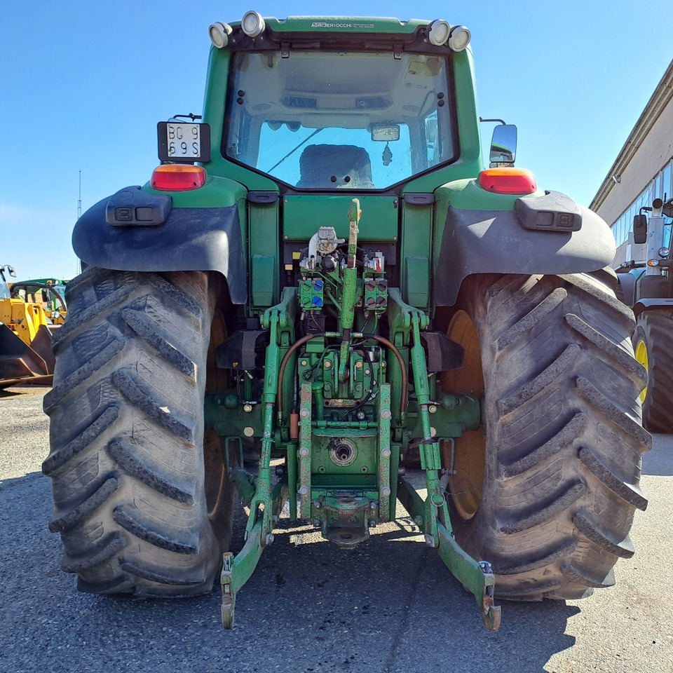 JOHN DEERE 7530 PREMIUM - Traktor: das Bild 5 JOHN DEERE 7530 PREMIUM - Traktor: das Bild 5