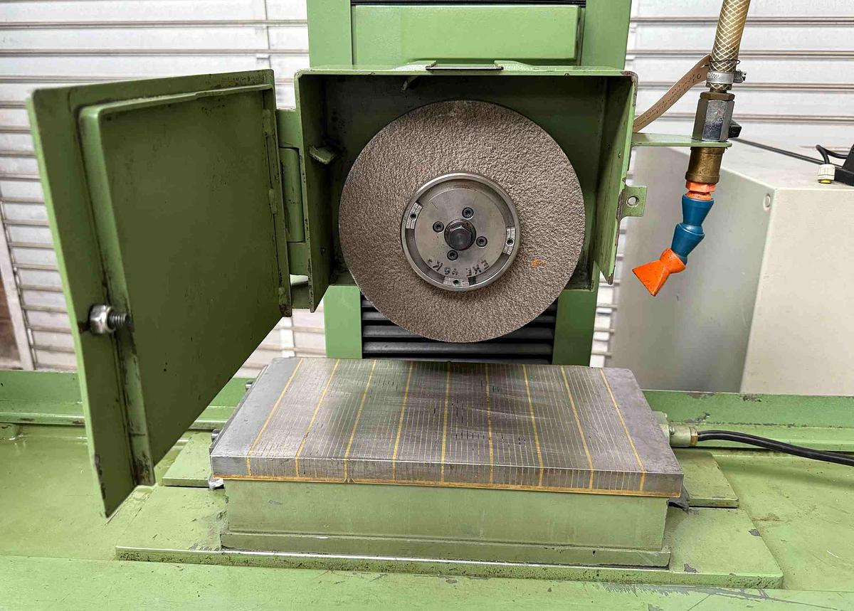 Flachschleifmaschine GEIBEL & HOTZ - Metallbearbeitungsmaschine: das Bild 3 Flachschleifmaschine GEIBEL & HOTZ - Metallbearbeitungsmaschine: das Bild 3