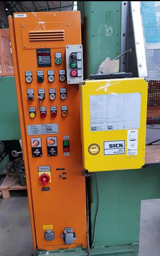 Hydr. Schnelläuferpresse DUNKES - Metallbearbeitungsmaschine: das Bild 3 Hydr. Schnelläuferpresse DUNKES - Metallbearbeitungsmaschine: das Bild 3