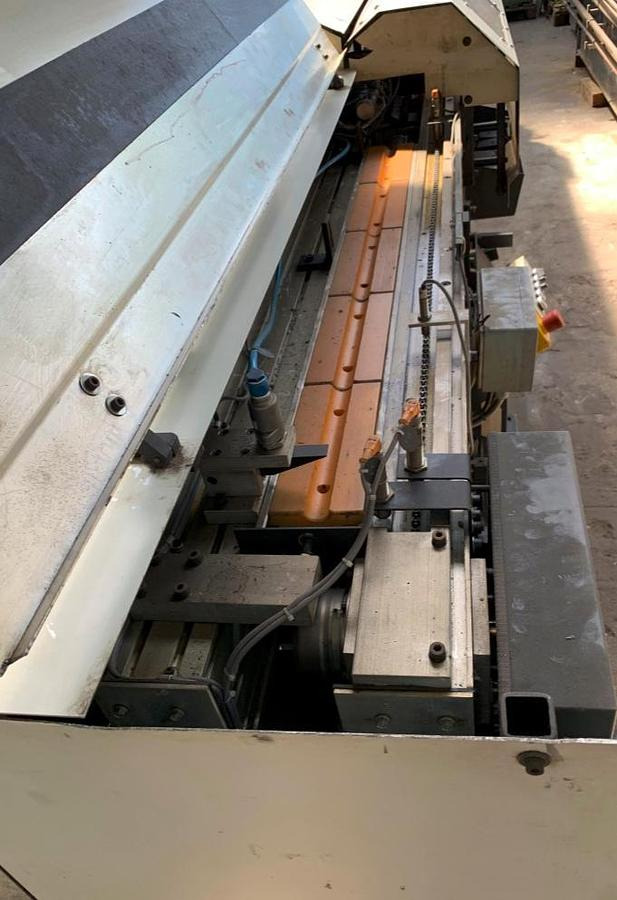 Lademagazin FMB 3000/1700/60 - Metalldrehmaschine: das Bild 4 Lademagazin FMB 3000/1700/60 - Metalldrehmaschine: das Bild 4