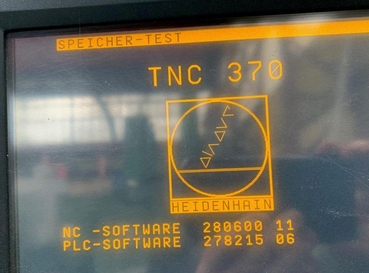 Vertikal-Bearbeitungszentrum BRIDGEPORT - CNC-Bearbeitungszentrum: das Bild 5 Vertikal-Bearbeitungszentrum BRIDGEPORT - CNC-Bearbeitungszentrum: das Bild 5
