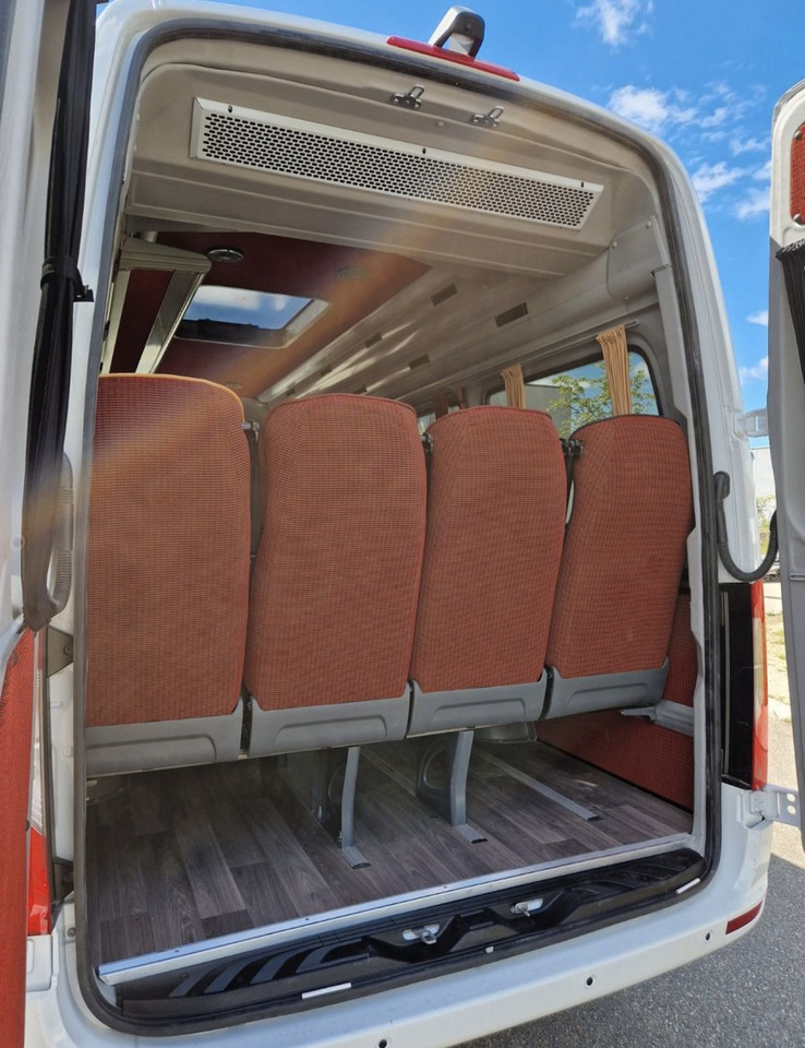 Mercedes Benz Sprinter 415 19 asientos - Kleinbus, Personentransporter: das Bild 4 Mercedes Benz Sprinter 415 19 asientos - Kleinbus, Personentransporter: das Bild 4