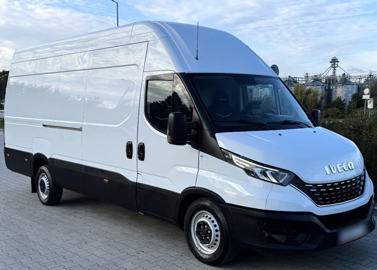 Iveco Daily L4H3 3.0 180KM Hi-matic LED KAMERA Bezwypadkowy Salon PL FV23 - Kastenwagen: das Bild 3 Iveco Daily L4H3 3.0 180KM Hi-matic LED KAMERA Bezwypadkowy Salon PL FV23 - Kastenwagen: das Bild 3