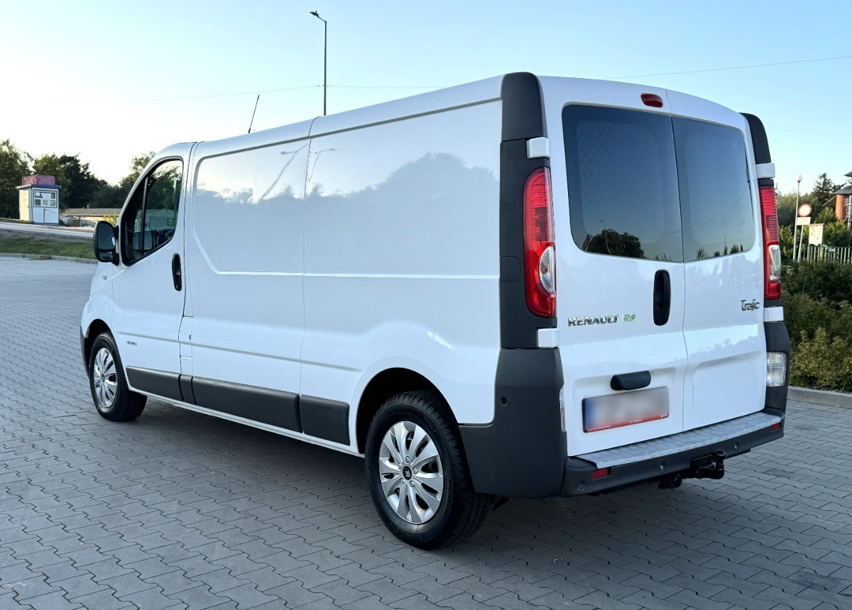 Renault Trafic 2.0 DCI 115KM LONG 2012 Rok Klimatyzacja Nawigacja BEZWYPADKOWY - Kastenwagen: das Bild 2 Renault Trafic 2.0 DCI 115KM LONG 2012 Rok Klimatyzacja Nawigacja BEZWYPADKOWY - Kastenwagen: das Bild 2