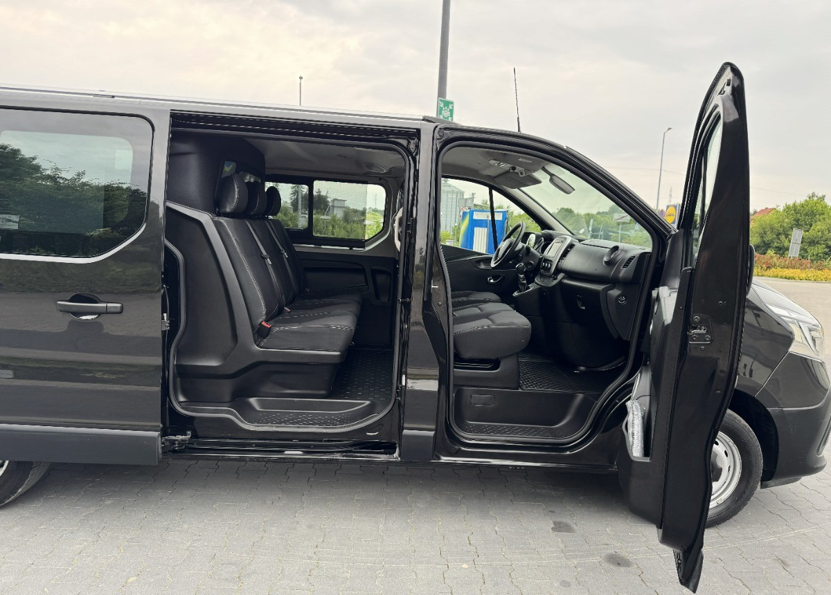 Renault Trafic 2.0 DCI LONG 2021 23 Brygadówka 6os 6 miejsc Spaceclass JAK NOWY - Kleinbus, Personentransporter: das Bild 5 Renault Trafic 2.0 DCI LONG 2021 23 Brygadówka 6os 6 miejsc Spaceclass JAK NOWY - Kleinbus, Personentransporter: das Bild 5