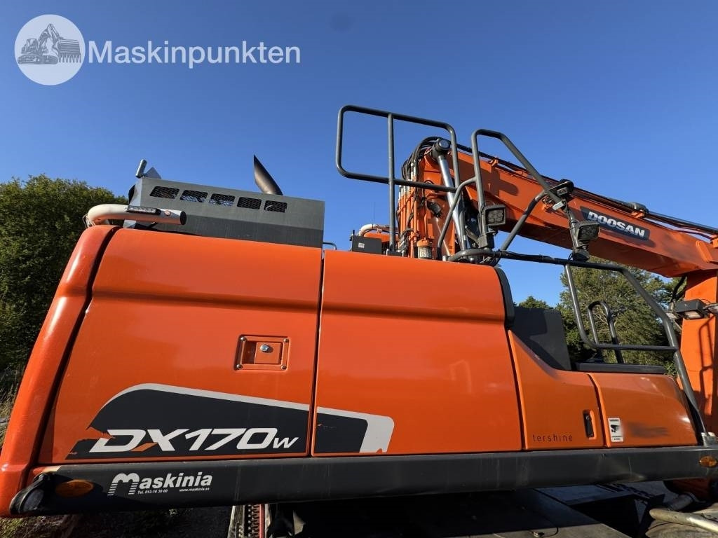 Mobilbagger Doosan DX 170 W-5 + Tippvagn + Redskap: das Bild 28