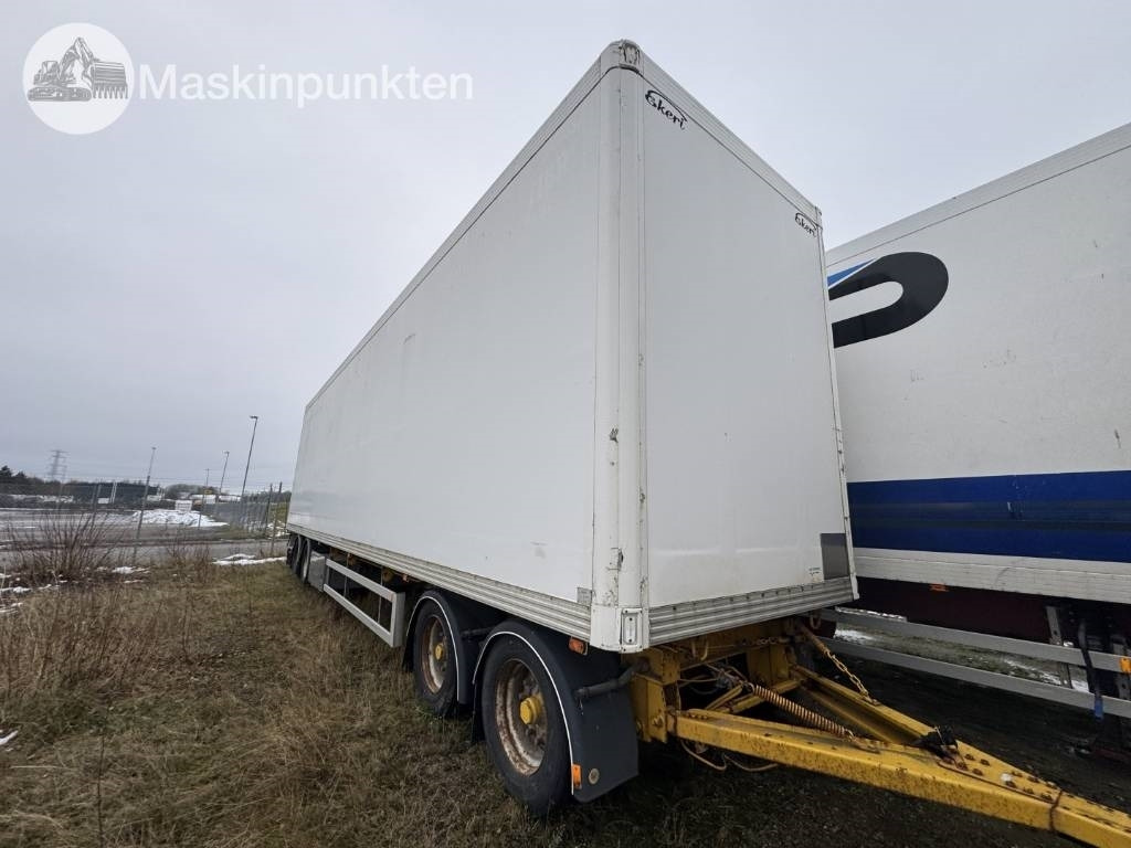 Ekeri L4 - Koffer Anhänger: das Bild 4 Ekeri L4 - Koffer Anhänger: das Bild 4