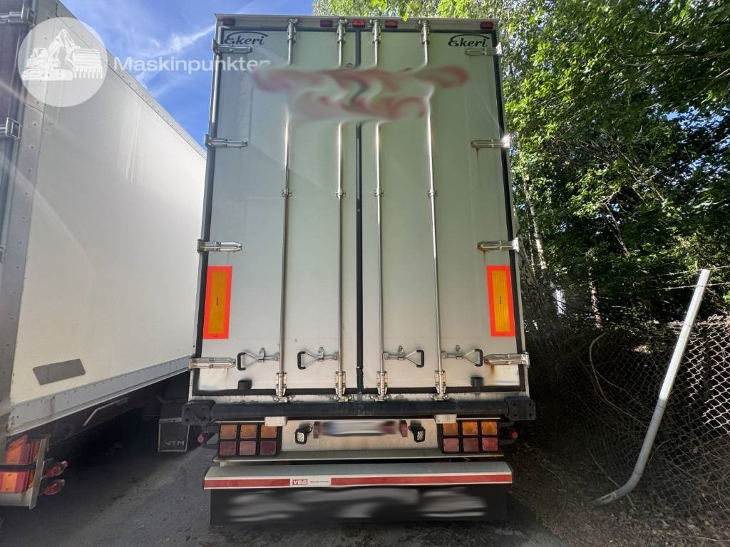 Ekeri L5 - Koffer Anhänger: das Bild 3 Ekeri L5 - Koffer Anhänger: das Bild 3