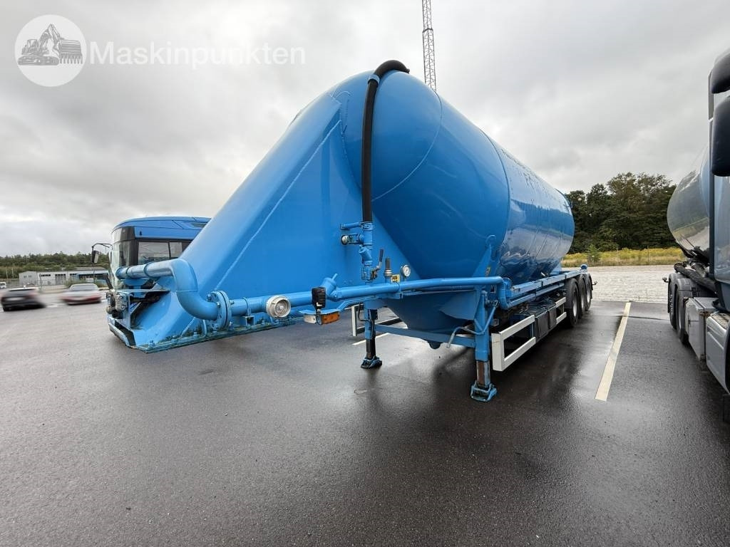 Interconsult Bulktrailer - Tankauflieger: das Bild 1 Interconsult Bulktrailer - Tankauflieger: das Bild 1