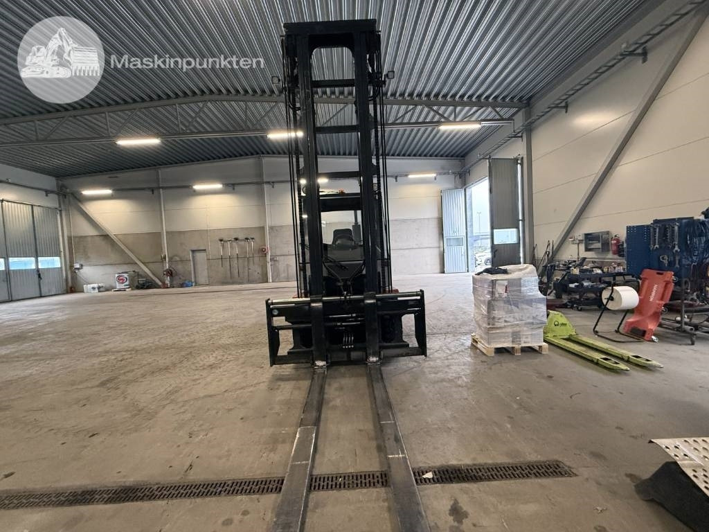 Kalmar DCE 80-6 - Dieselstapler: das Bild 2 Kalmar DCE 80-6 - Dieselstapler: das Bild 2