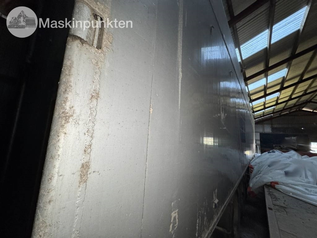 Knapen KOWF 390 - Schubboden Auflieger: das Bild 3 Knapen KOWF 390 - Schubboden Auflieger: das Bild 3