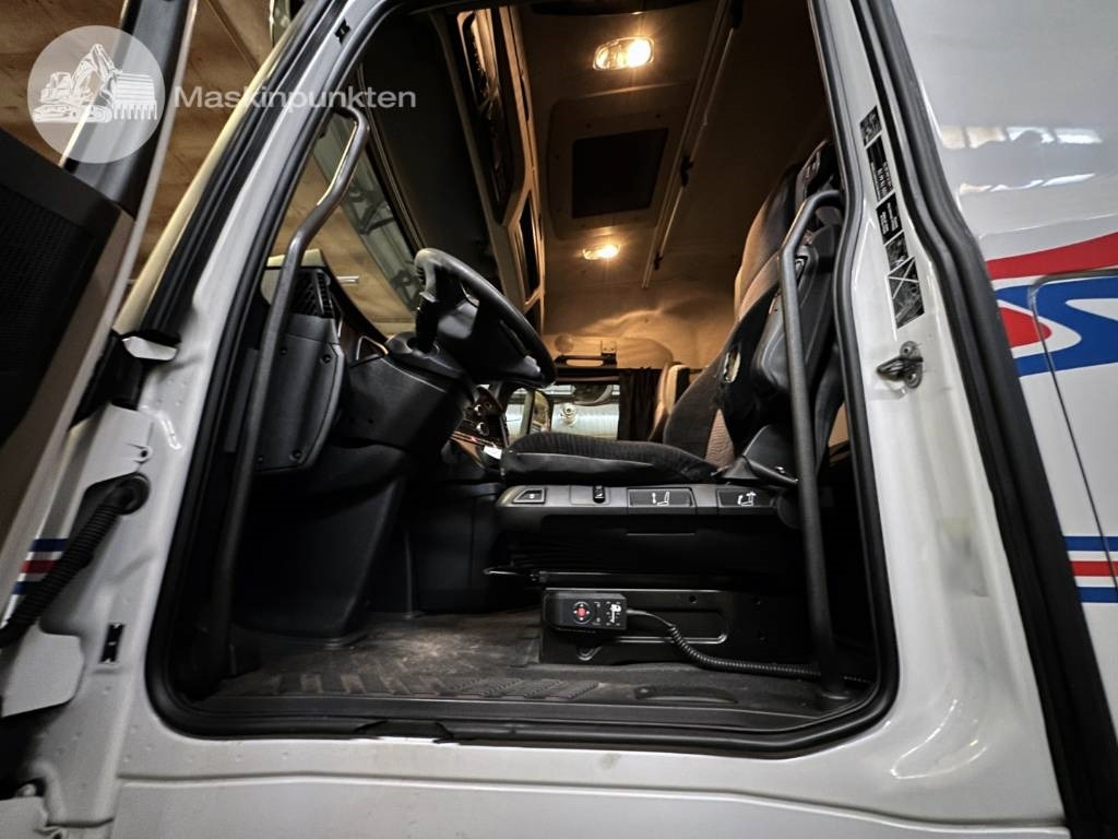 Koffer LKW Mercedes-Benz Actros 2545: das Bild 9