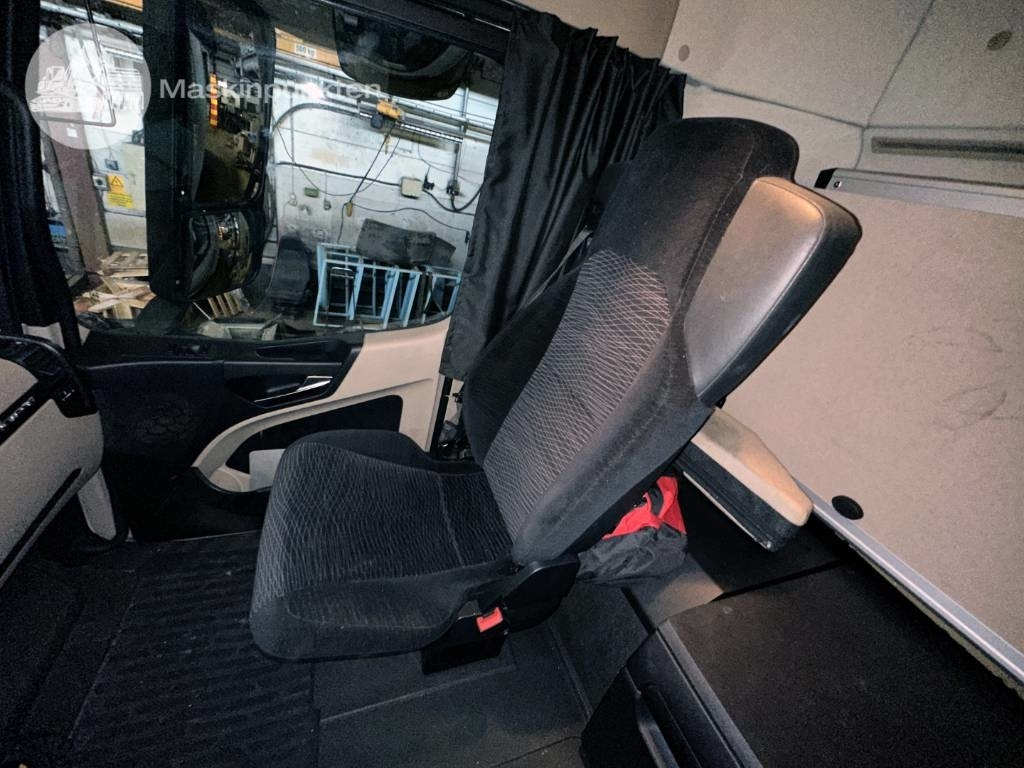 Koffer LKW Mercedes-Benz Actros 2545: das Bild 26