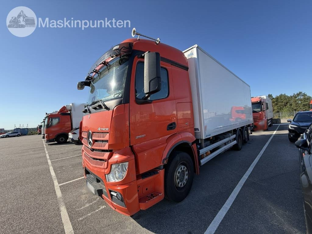 Mercedes-Benz Actros 2551 - Kühlkoffer LKW: das Bild 1 Mercedes-Benz Actros 2551 - Kühlkoffer LKW: das Bild 1