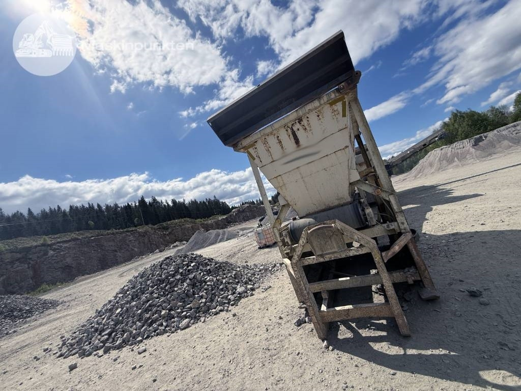 Mobile Brechanlage Metso LT 1100 + Bandmatare: das Bild 33