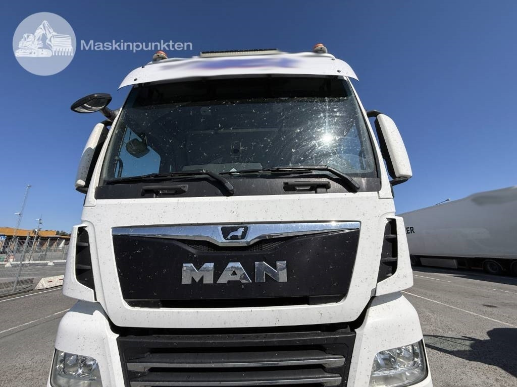 Sattelzugmaschine MAN TGX 28.510: das Bild 11
