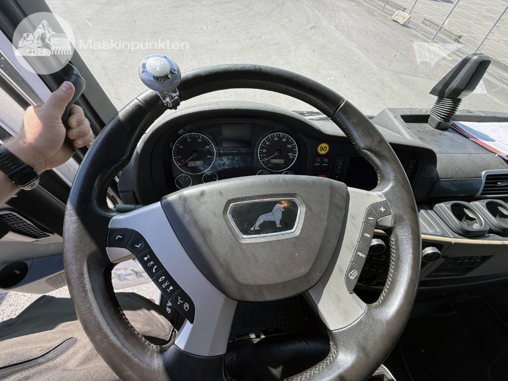 Sattelzugmaschine MAN TGX 28.510: das Bild 33