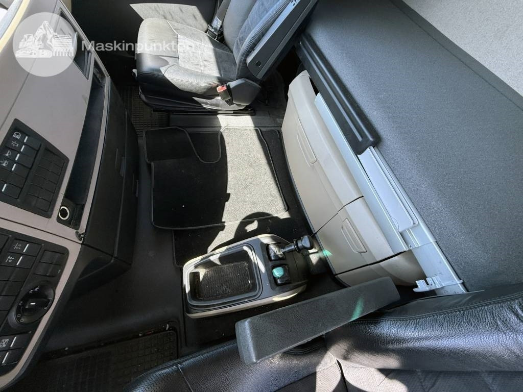 Sattelzugmaschine MAN TGX 28.510: das Bild 40